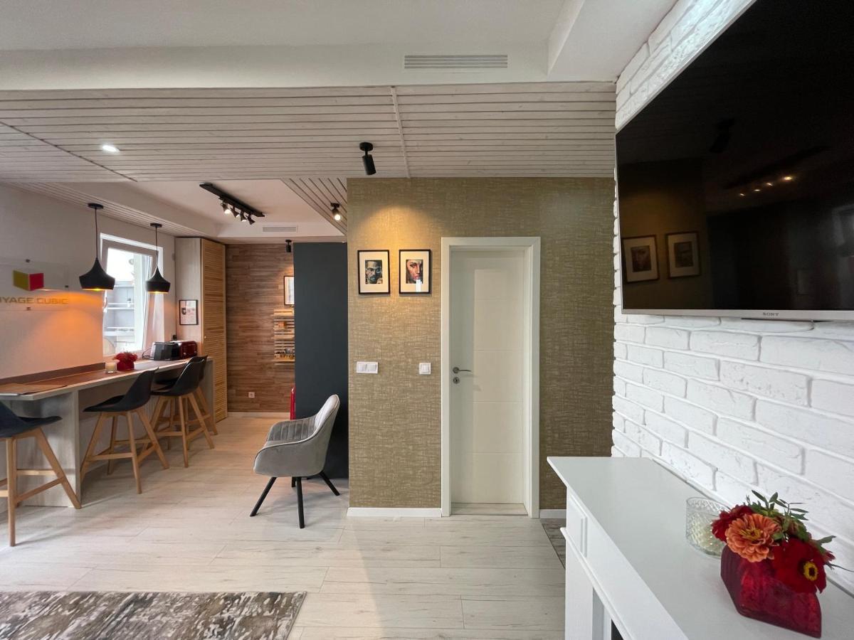 Voyage Cubic Adults Only Apartamento Sibiu Exterior foto